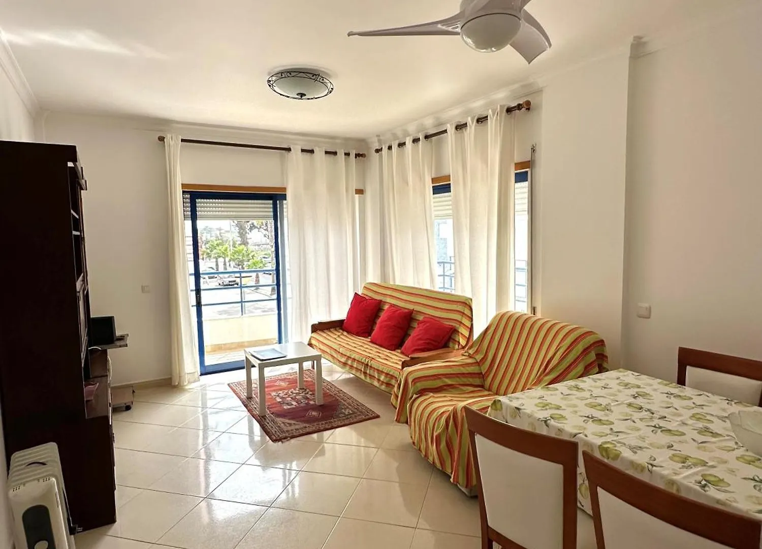 Apartamentos Carteia Quarteira
